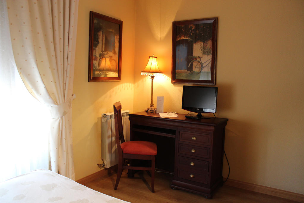 Dc Mesones 21 Hotel Lerma Quarto foto